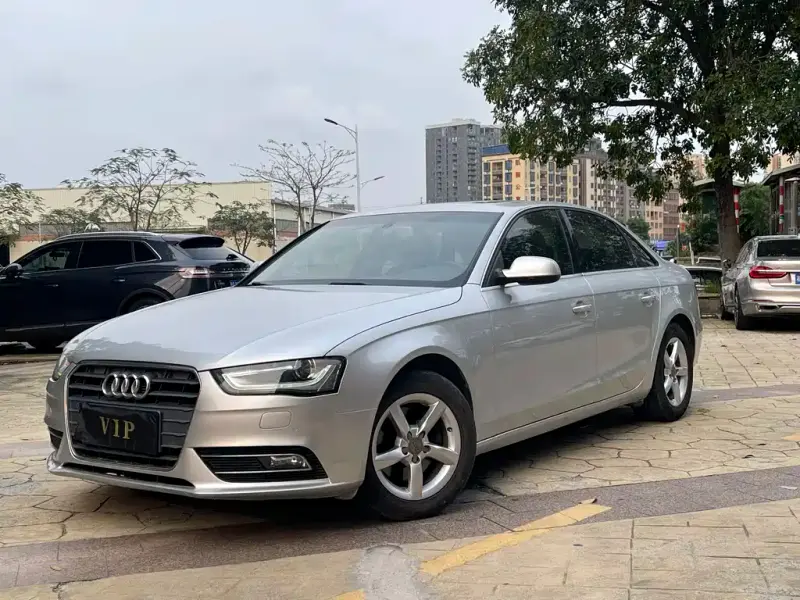 Audi A4L, 2014