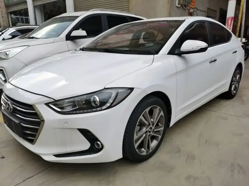 Hyundai Elantra, 2016