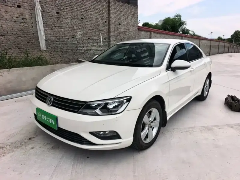 Volkswagen Lamando, 2015