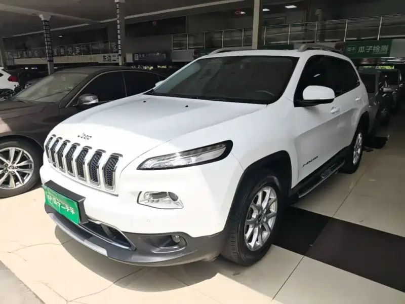 Jeep Cherokee, 2016