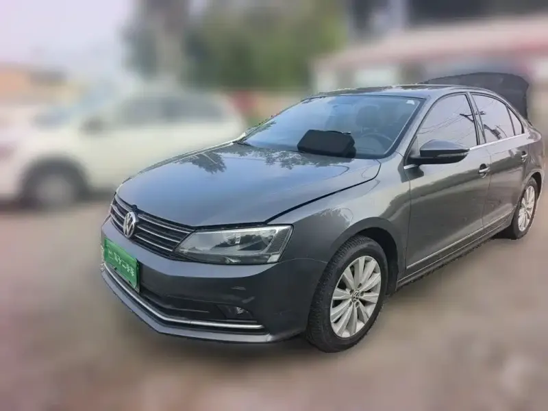 Volkswagen Sagitar, 2015
