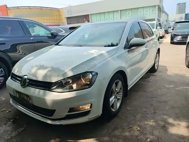 Volkswagen Golf, 2015