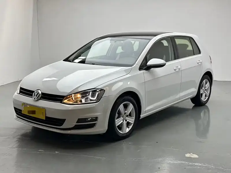 Volkswagen Golf, 2015