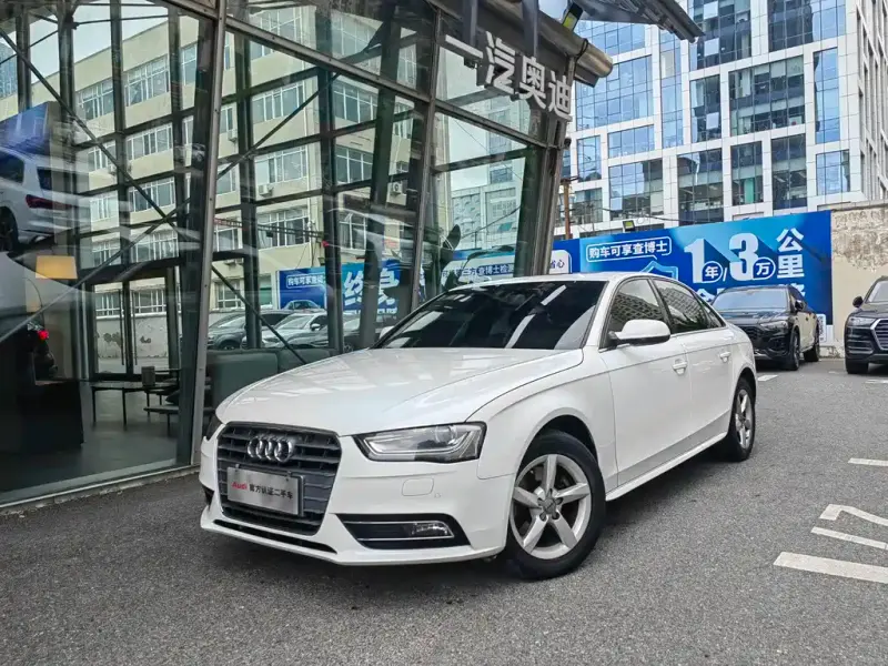 Audi A4L, 2015