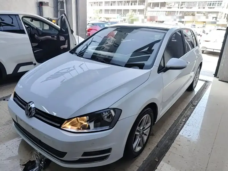 Volkswagen Golf, 2016