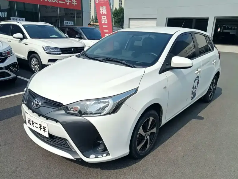 Toyota Yaris L, 2021