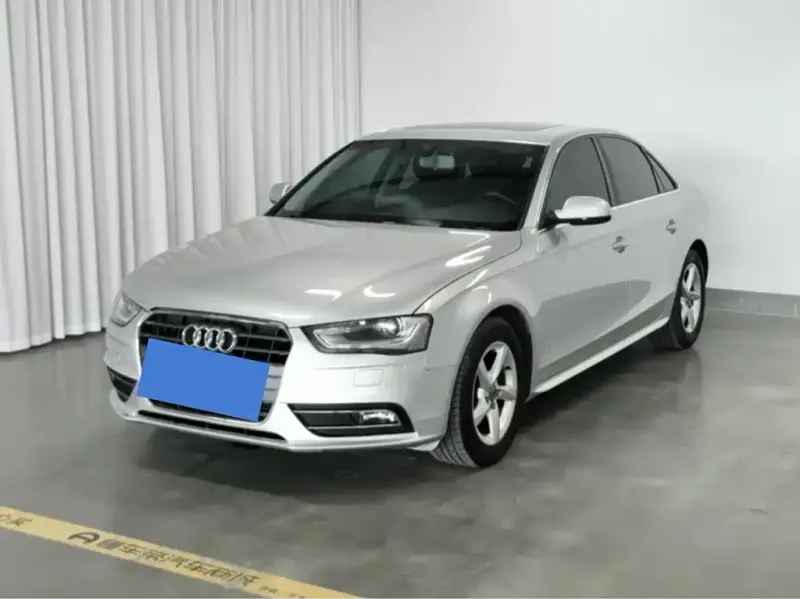 Audi A4L, 2015