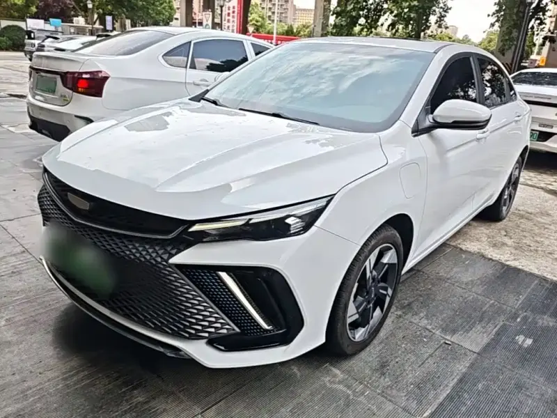 Geely L HiP, 2022