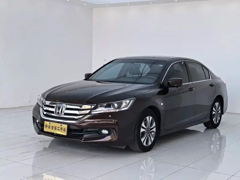 Honda Accord, 2015
