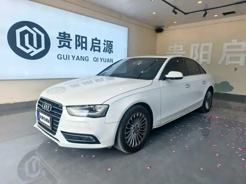 Audi A4L, 2016