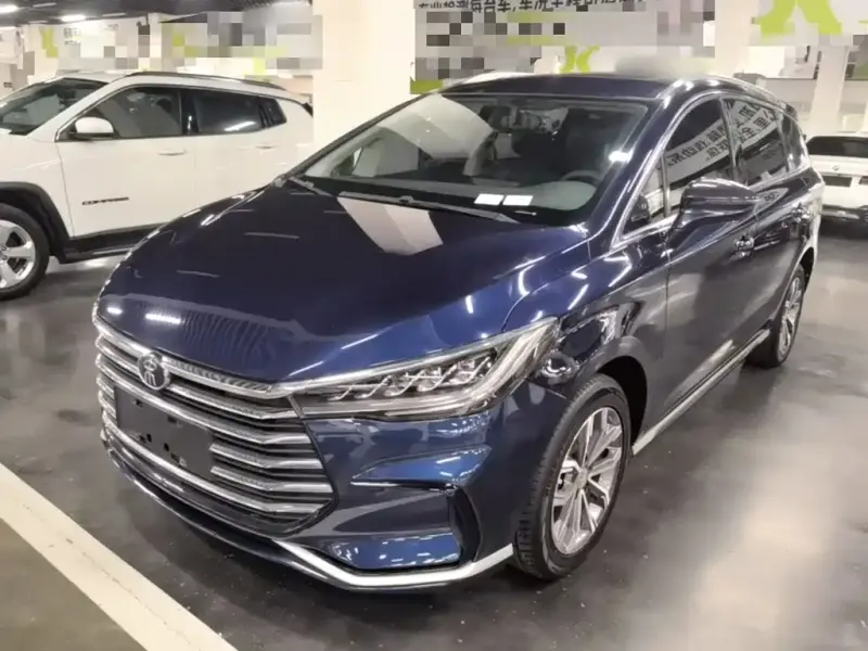BYD MAX, 2021