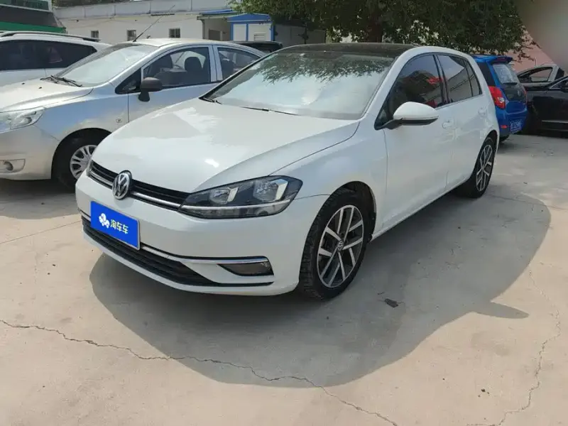 Volkswagen Golf, 2020