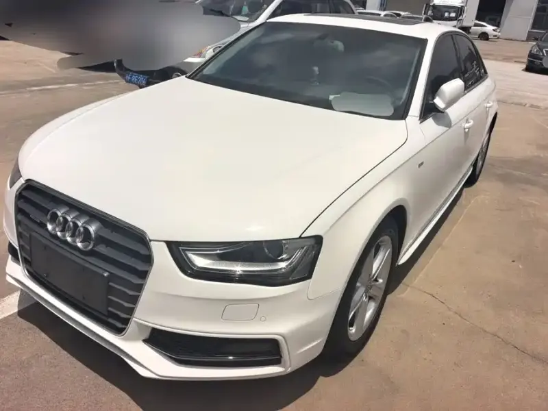 Audi A4L, 2015