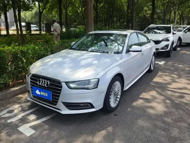 Audi A4L, 2016