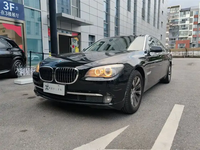 BMW 7 Series, 2011