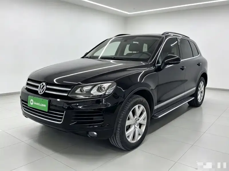Volkswagen Touareg, 2015