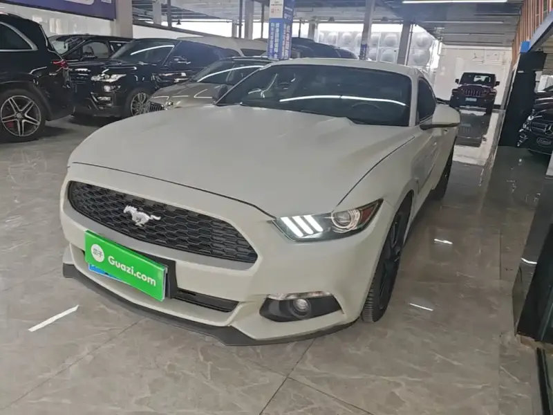 Ford Mustang, 2015