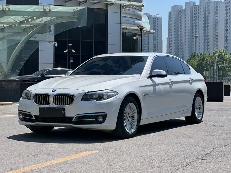 BMW 5 Series, 2015