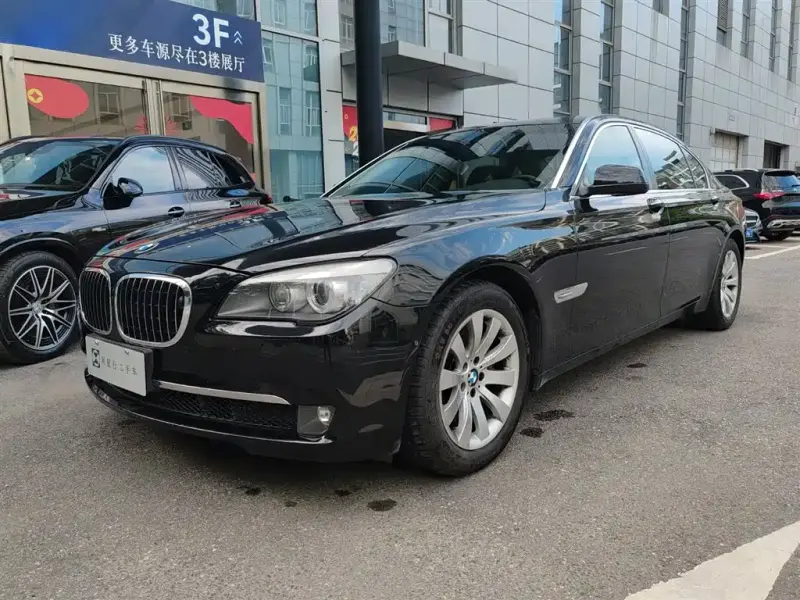 BMW 7 Series, 2011