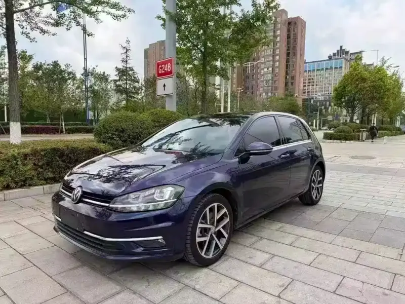 Volkswagen Golf, 2020