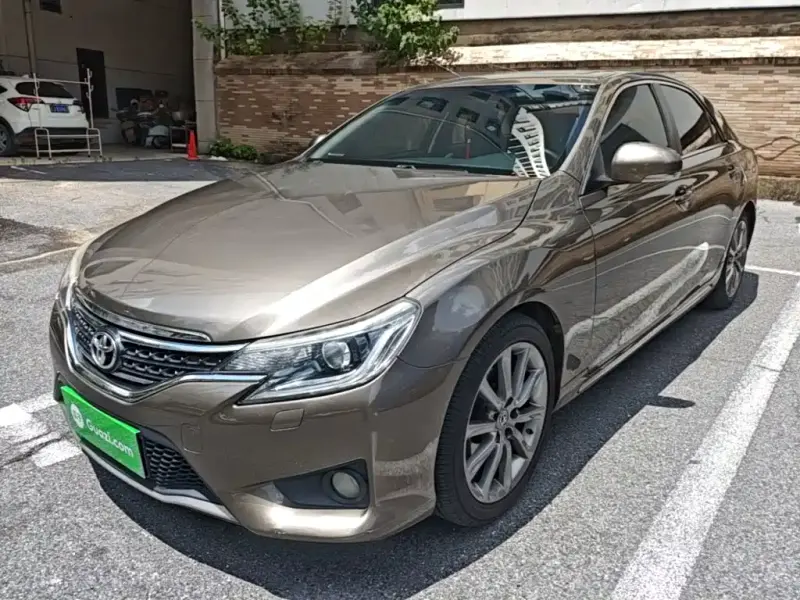 Toyota Reiz, 2016