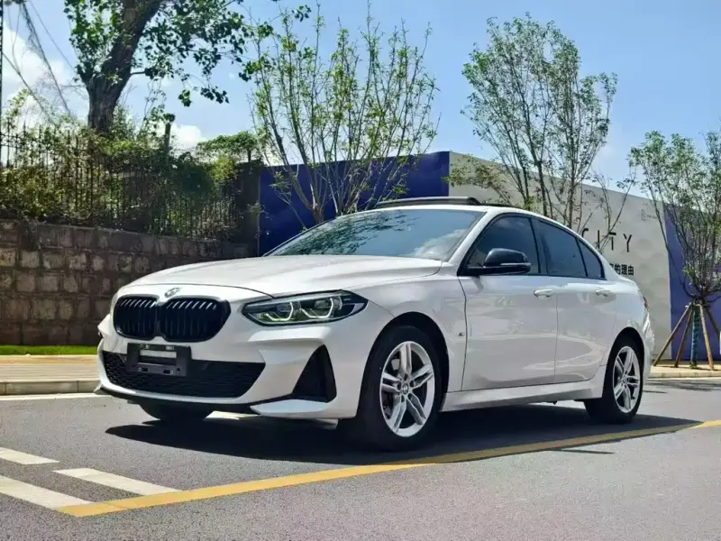 BMW 1 Series, 2021