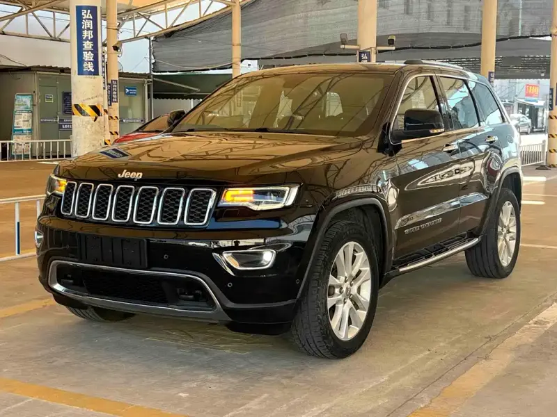 Jeep Grand Cherokee (Import), 2018