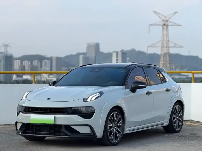 Lynk & Co 02 Hatchback, 2021