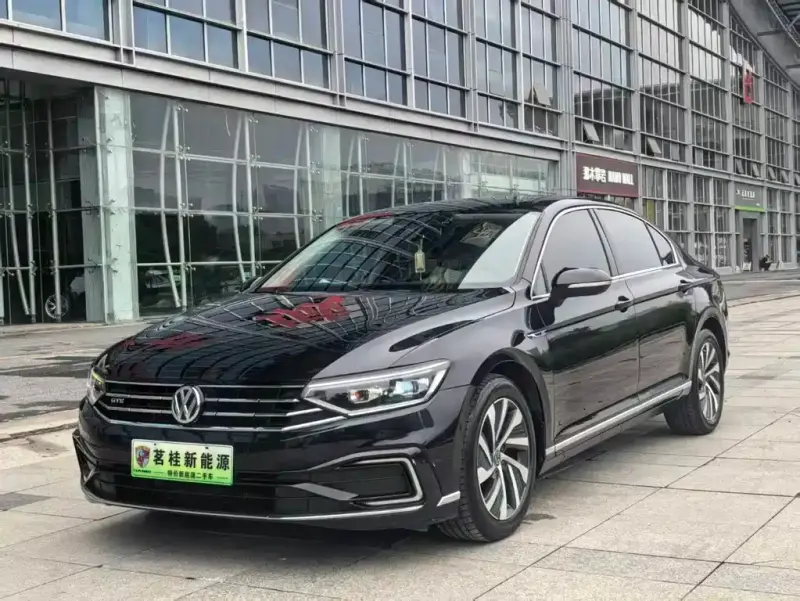 Volkswagen PHEV, 2020