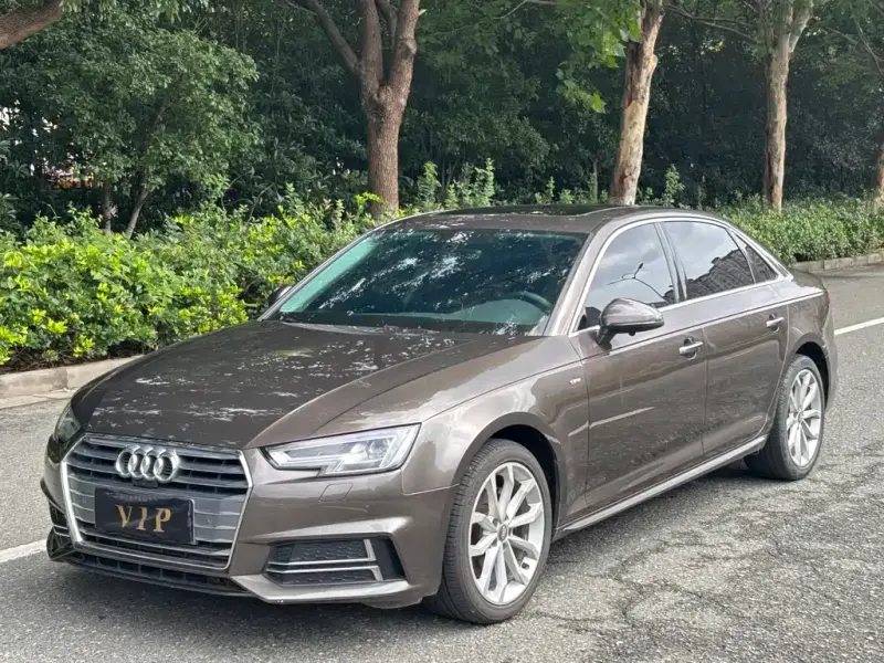 Audi A4L, 2018