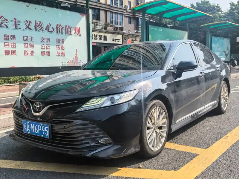 Toyota Camry, 2019