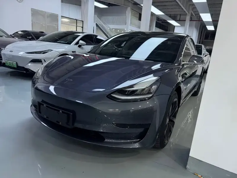 Tesla Model 3, 2020