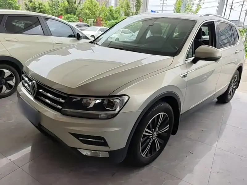 Volkswagen Tiguan L, 2020