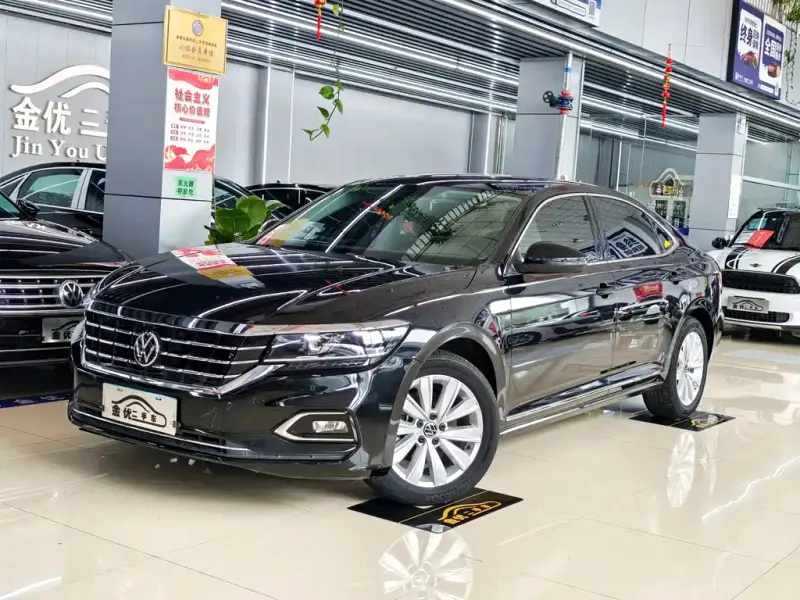 Volkswagen Passat, 2021