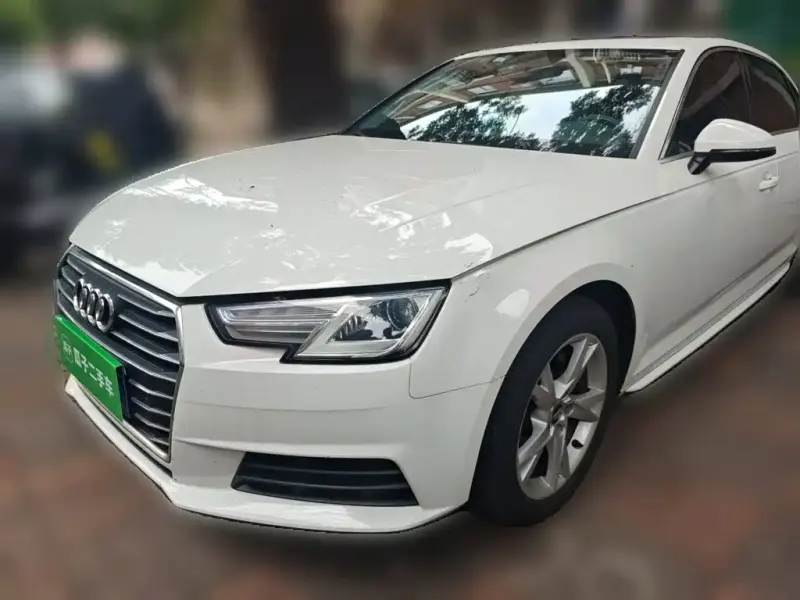 Audi A4L, 2017