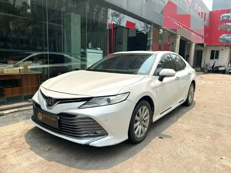 Toyota Camry, 2019