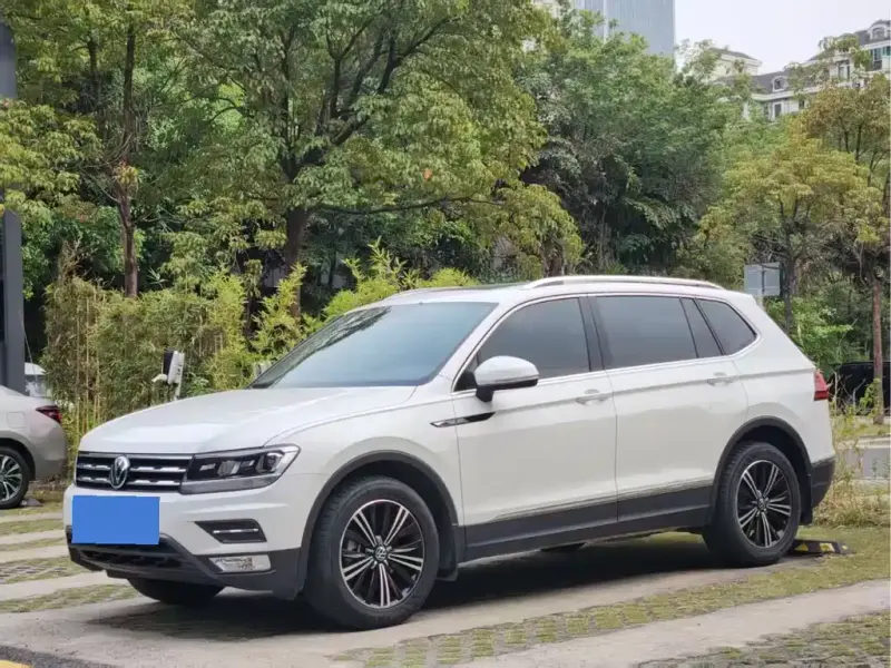 Volkswagen Tiguan L, 2020