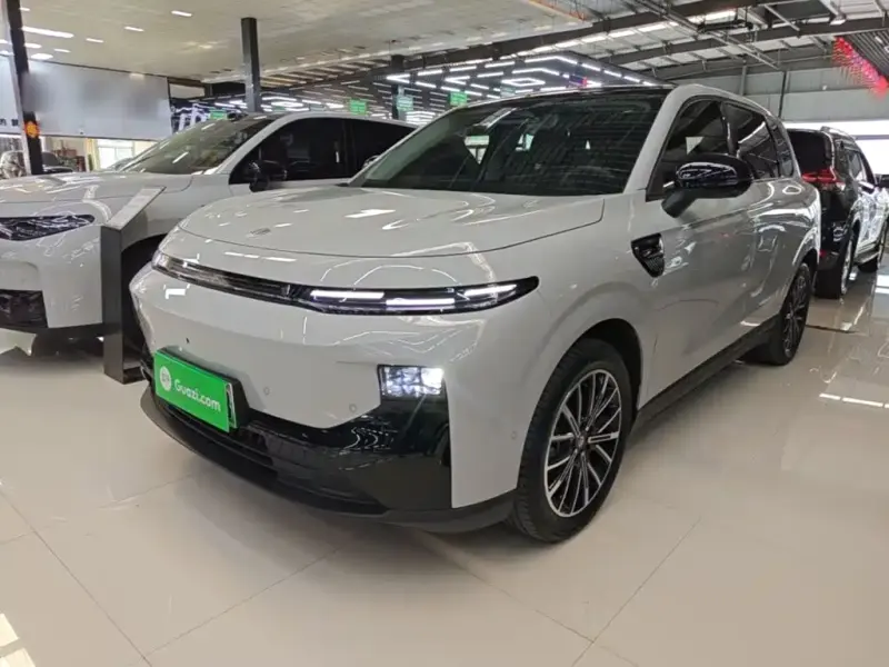Leapmotor B10, 2025