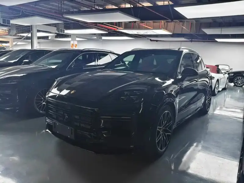 Porsche Cayenne, 2013