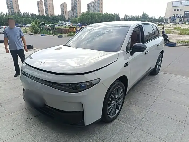 Leapmotor C10, 2025