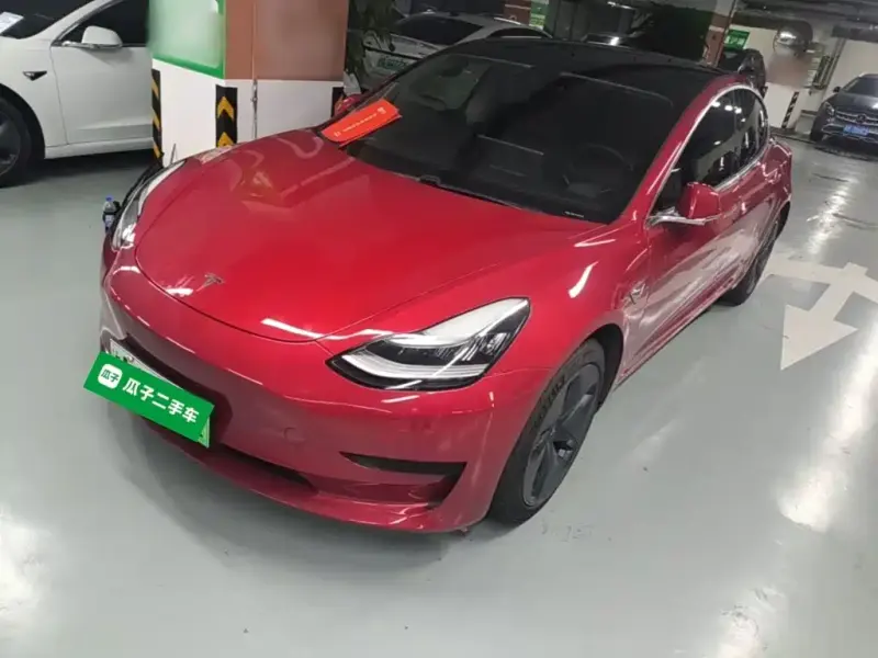 Tesla Model 3, 2021