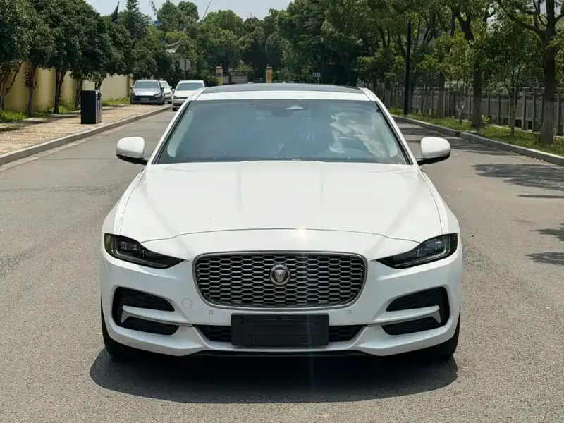 Jaguar XEL, 2022