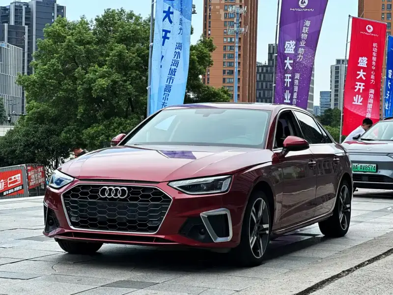 Audi A4L, 2021