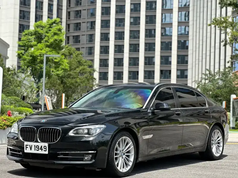 BMW 7 Series, 2015