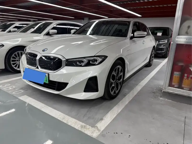 BMW i3, 2024