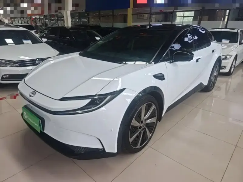Toyota bZ5, 2025
