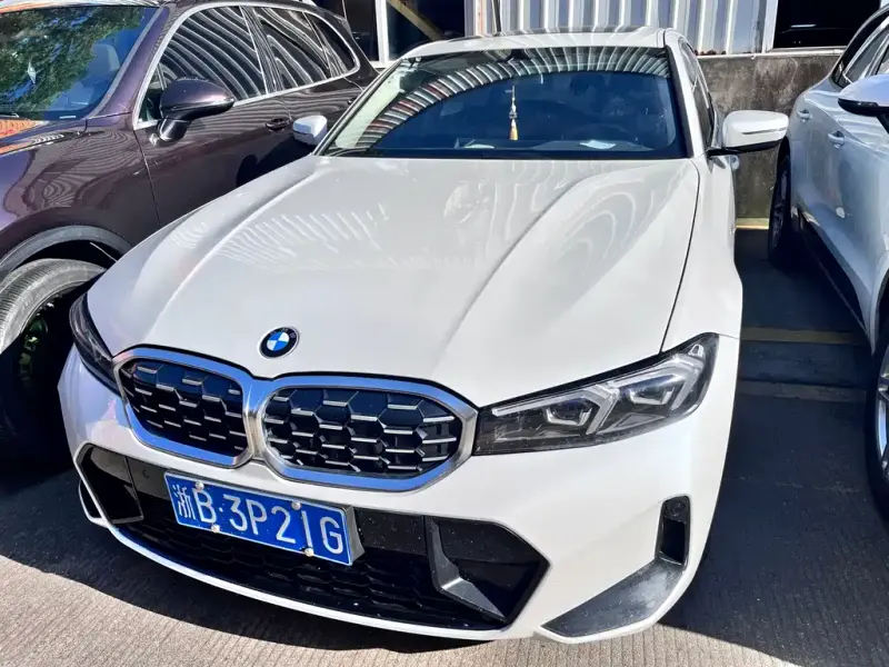 BMW 3 Series, 2023