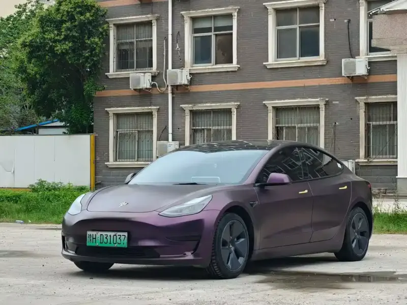 Tesla Model 3, 2021