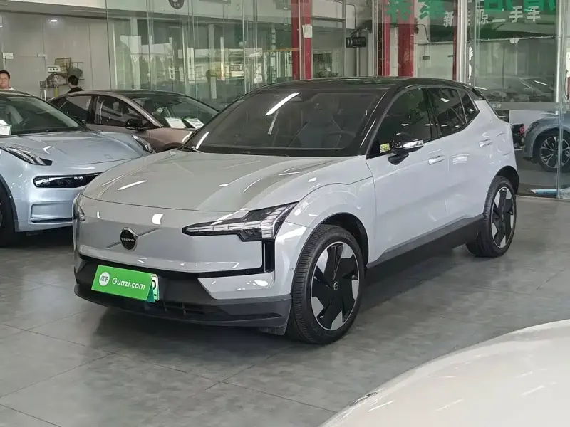 Volvo EX30, 2024