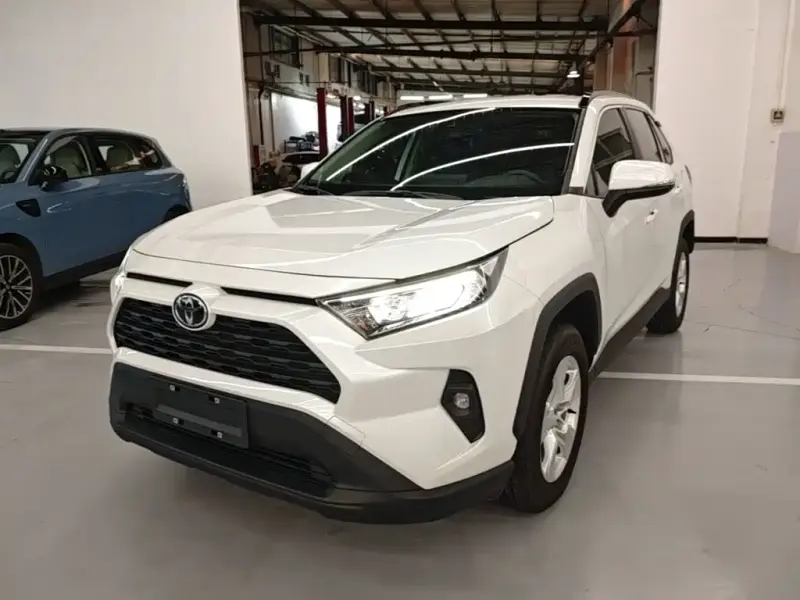 Toyota RAV4, 2025